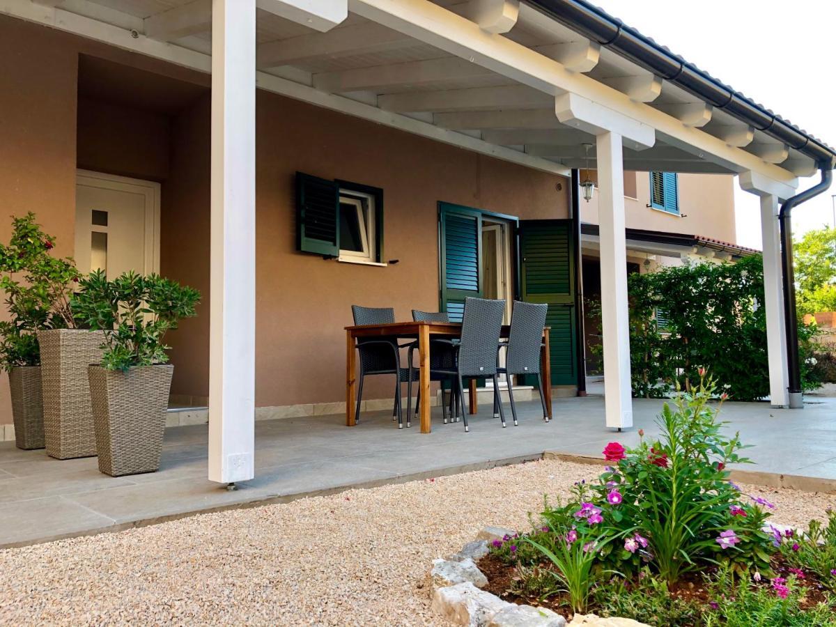 Apartments Dona Cres Exterior foto